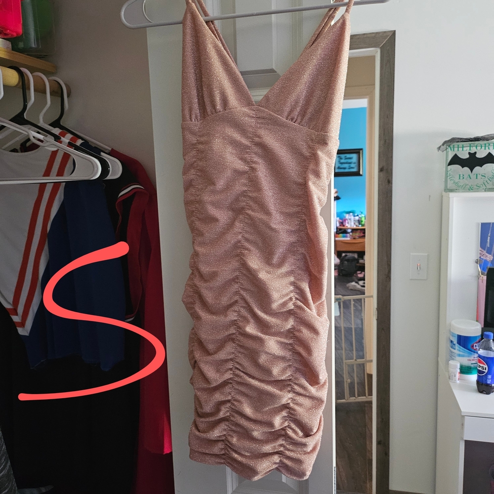 Elegant Ruched Dress in Shimmering Gold